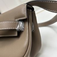 $108.00 USD Hermes AAA Quality Messenger Bags For Women #1229745