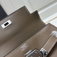 $108.00 USD Hermes AAA Quality Messenger Bags For Women #1229745