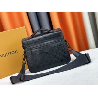 $68.00 USD Louis Vuitton AAA Man Messenger Bags #1230399