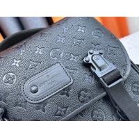 $68.00 USD Louis Vuitton AAA Man Messenger Bags #1230399