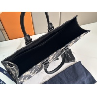 $202.00 USD Christian Dior AAA Man Handbags #1230427