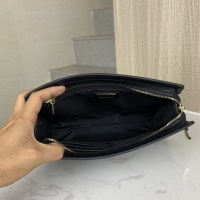 $92.00 USD Louis Vuitton AAA Man Wallets #1230563