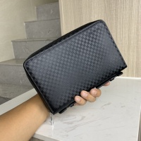 $92.00 USD Louis Vuitton AAA Man Wallets #1230564
