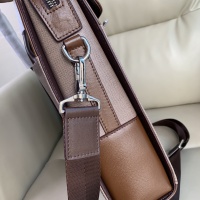 $190.00 USD Louis Vuitton AAA Man Handbags #1230574