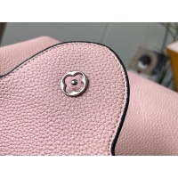 $76.00 USD Louis Vuitton AAA Quality Messenger Bags For Women #1233168