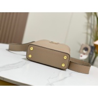 $68.00 USD Louis Vuitton AAA Quality Messenger Bags For Women #1233172