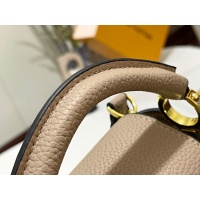 $68.00 USD Louis Vuitton AAA Quality Messenger Bags For Women #1233172