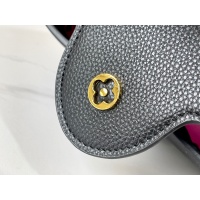 $72.00 USD Louis Vuitton AAA Quality Messenger Bags For Women #1233176