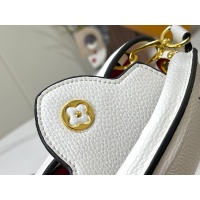 $68.00 USD Louis Vuitton AAA Quality Messenger Bags For Women #1233181