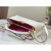 $76.00 USD Louis Vuitton AAA Quality Messenger Bags For Women #1233183