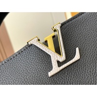 $88.00 USD Louis Vuitton AAA Quality Messenger Bags For Women #1233193