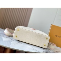 $88.00 USD Louis Vuitton AAA Quality Messenger Bags For Women #1233194