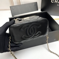 $80.00 USD Chanel AAA Quality Messenger Bags For Women #1233235