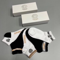 $27.00 USD Versace Socks For Men #1237838