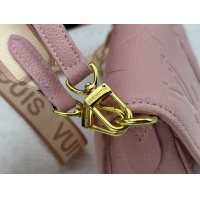 $64.00 USD Louis Vuitton AAA Quality Messenger Bags For Women #1238482