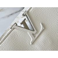 $85.00 USD Louis Vuitton AAA Quality Messenger Bags For Women #1238570