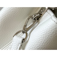 $85.00 USD Louis Vuitton AAA Quality Messenger Bags For Women #1238570