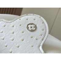 $85.00 USD Louis Vuitton AAA Quality Messenger Bags For Women #1238570