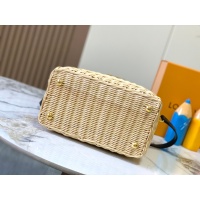 $128.00 USD Louis Vuitton AAA Quality Messenger Bags For Women #1238579