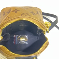 $60.00 USD Louis Vuitton AAA Quality Messenger Bags For Women #1238591