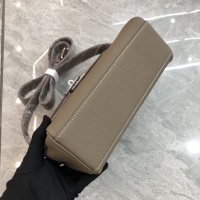 $96.00 USD Hermes AAA Quality Messenger Bags For Women #1238671