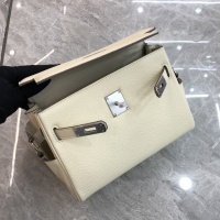$96.00 USD Hermes AAA Quality Messenger Bags For Women #1238674