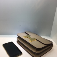 $92.00 USD Hermes AAA Quality Messenger Bags For Women #1238679