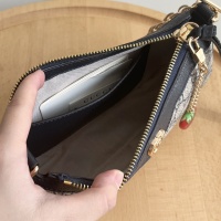 $72.00 USD Gucci AAA Quality Messenger Bags For Women #1238716