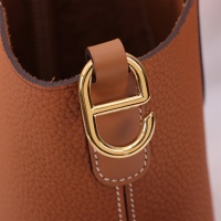 $240.00 USD Hermes AAA Quality Handbags In Gold For Women #1240532