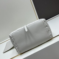 $130.00 USD Christian Dior AAA Quality Handbags For Women #1241118