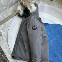 $212.00 USD Canada Goose Down Feather Coat Long Sleeved For Unisex #1242269