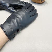 $42.00 USD Gucci Gloves For Women #1244601