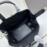 $92.00 USD Christian Dior AAA Quality Handbags For Women #1247140