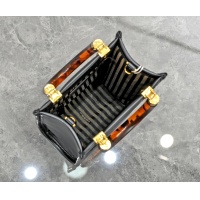 $88.00 USD Fendi AAA Quality Handbags For Women #1248279