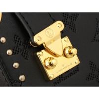 $68.00 USD Louis Vuitton AAA Quality Messenger Bags For Women #1248979