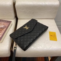 $68.00 USD Louis Vuitton AAA Man Wallets #1249269