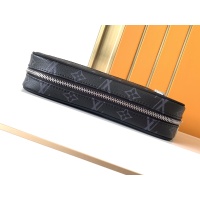 $88.00 USD Louis Vuitton AAA Man Wallets #1249276