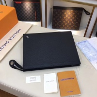 $118.00 USD Louis Vuitton AAA Man Wallets #1249286