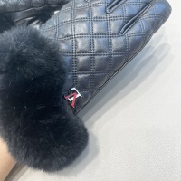 $52.00 USD Louis Vuitton LV Gloves For Women #1249295