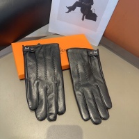 $48.00 USD Hermes Gloves For Men #1249320