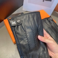 $48.00 USD Hermes Gloves For Men #1249320