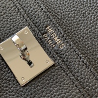 $108.00 USD Hermes AAA Man Wallets #1249384