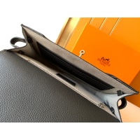$108.00 USD Hermes AAA Man Wallets #1249384
