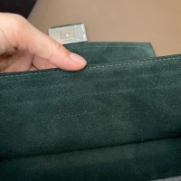 $160.00 USD Fendi AAA Quality Messenger Bags For Unisex #1250027
