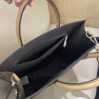 $192.00 USD Fendi AAA Quality Handbags For Unisex #1250048
