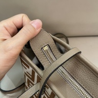 $162.00 USD Fendi AAA Quality Handbags For Women #1250058