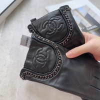 $60.00 USD Chanel Gloves For Women #1250352