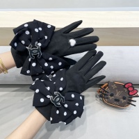 $40.00 USD Chanel Gloves For Women #1250703