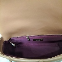 $88.00 USD Chanel AAA Quality Messenger Bags For Women #1252497