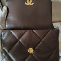 $82.00 USD Chanel AAA Quality Messenger Bags For Women #1252502
